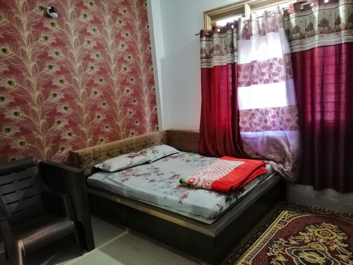 Ashta Lakshmi Tourist Home Stay Indore Zimmer foto